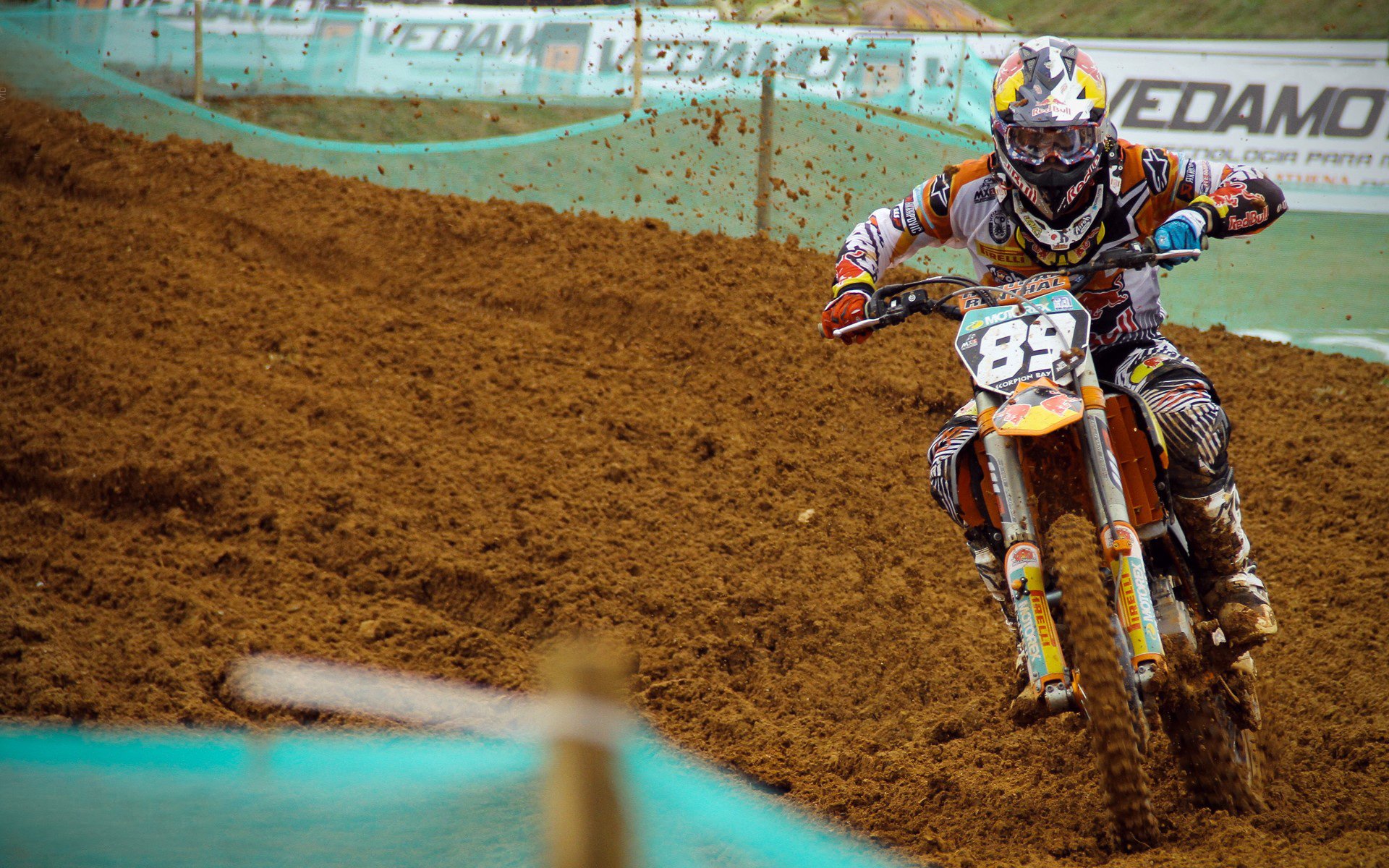 mk体育平台网页版入口-今夏险些无球可打的MVP!现在成三核球队老大,却带不动垃圾兄弟